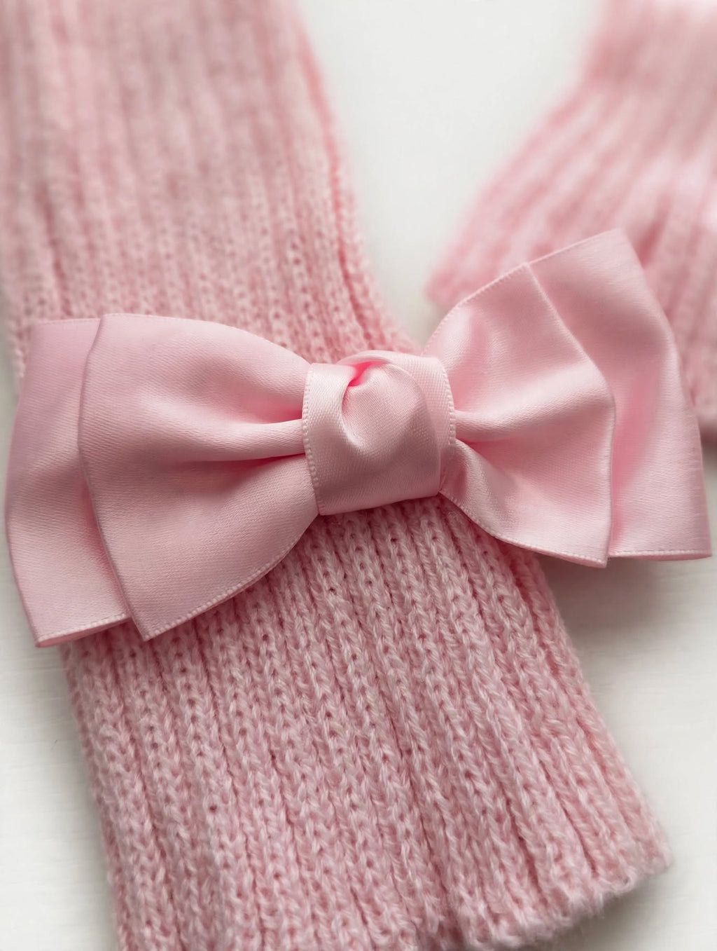 PINKLIZZIE | Knitted Bow Fingerless Arm Warmers