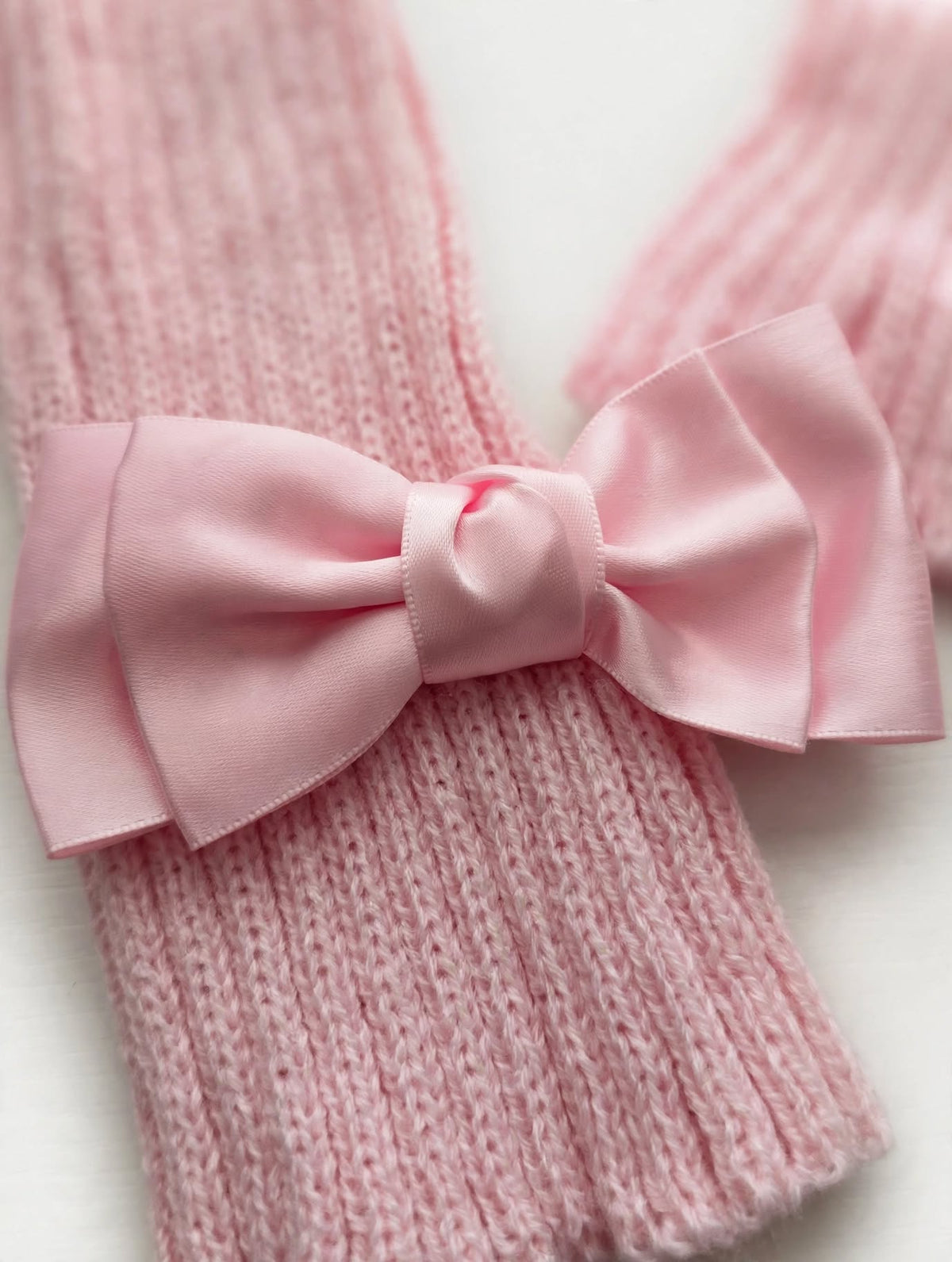 PINKLIZZIE | Knitted Bow Fingerless Arm Warmers
