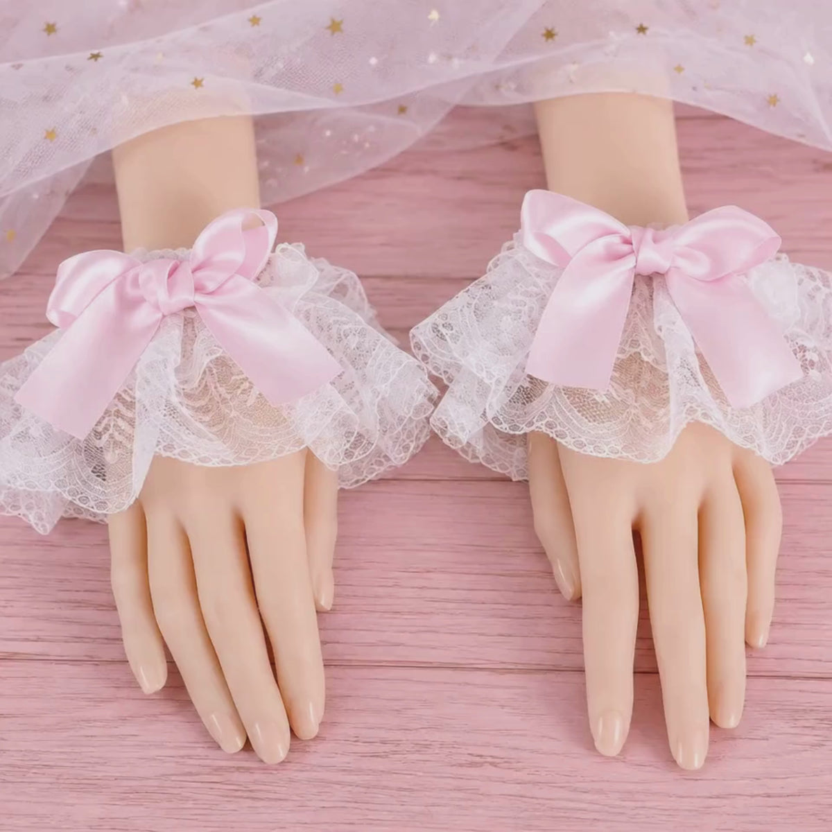 PINKLIZZIE | Bow Sleeve Cuffs